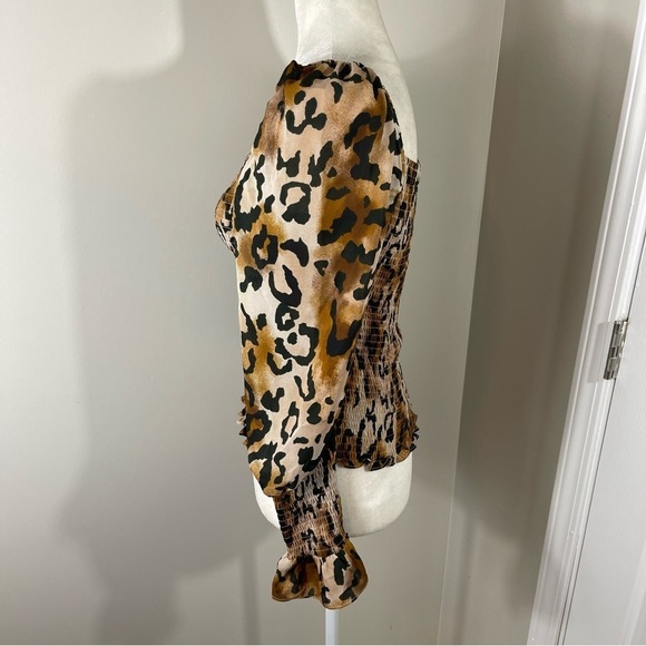 BUDDY LOVE Cassie Cheetah Print Square Neck Smocked Blouse - MEDIUM - Picture 5 of 10